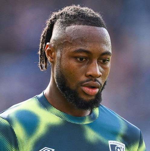 曼城引援动态：塞梅尼奥转会博弈与各方角力